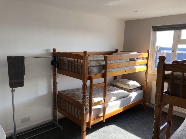 Imagen de la habitación del Hostal Breakers. Foto 11