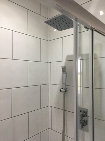 Imagen de la habitación del Hostal Breakers. Foto 12