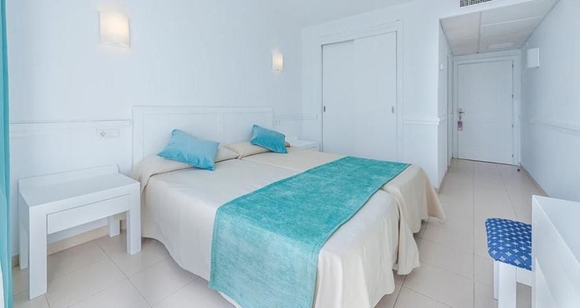 Imagen de la habitación del Hostal Brisa Marina, Puerto de Alcudia. Foto 10