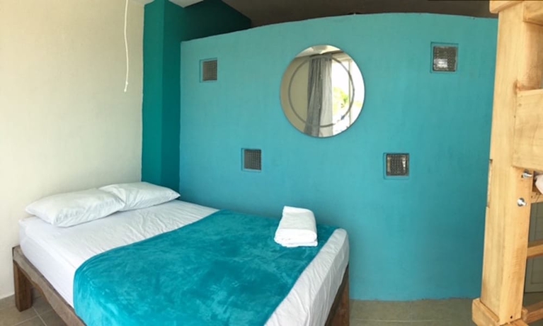 Imagen de la habitación del Hostal Bucerias. Foto 12