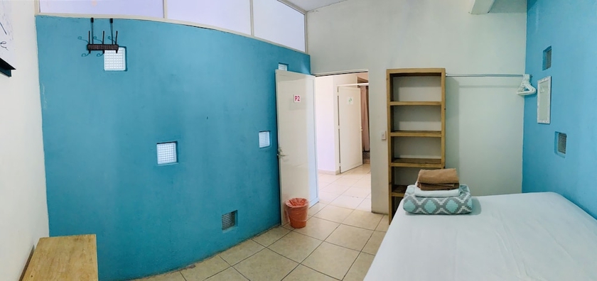 Imagen de la habitación del Hostal Bucerias. Foto 13