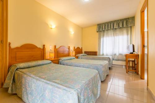 Imagen de la habitación del Hostal Buenos Aires, Tremp. Foto 6