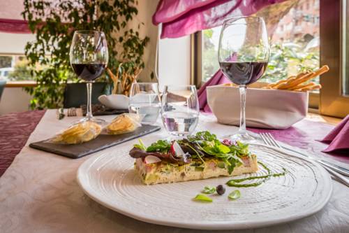 Imagen de la habitación del Hostal Buenos Aires, Tremp. Foto 9