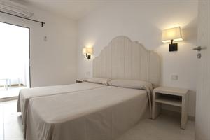 Imagen general del Hostal CAPRI, Es Pujols. Foto 7
