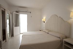 Imagen general del Hostal CAPRI, Es Pujols. Foto 8