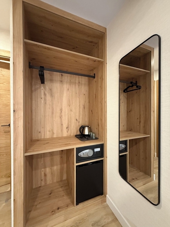 Imagen de la habitación del Hostal CC Gijon. Foto 14