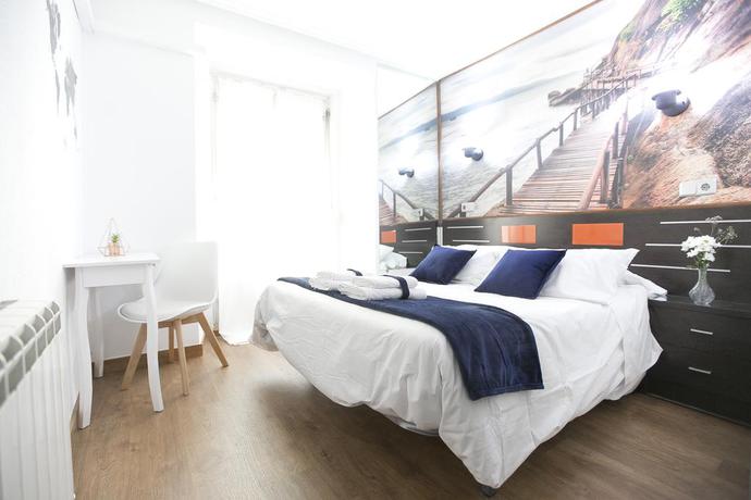 Imagen de la habitación del Hostal CH La Bañezana. Foto 7