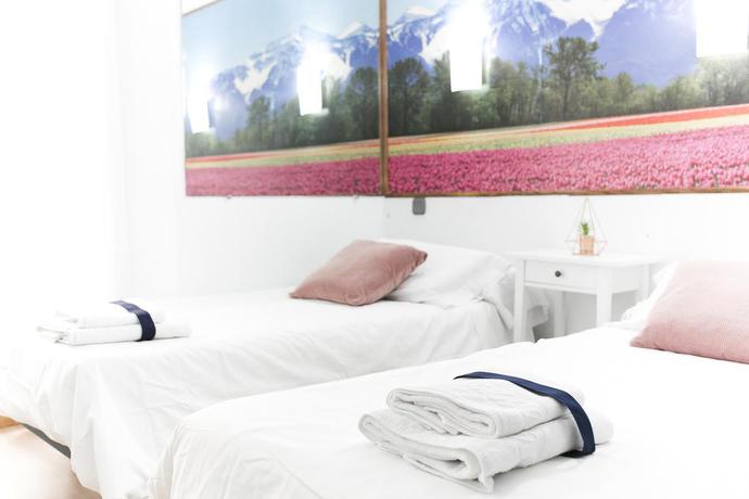 Imagen de la habitación del Hostal CH La Bañezana. Foto 10