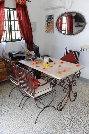 Imagen general del Hostal Cabanes des Anges Guest House. Foto 9
