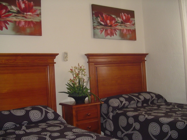 Imagen de la habitación del Hostal Cabrera. Foto 6