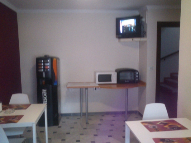 Imagen del bar/restaurante del Hostal Cabrera. Foto 2