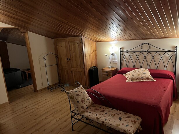 Imagen de la habitación del Hostal Cal Franciscó. Foto 5