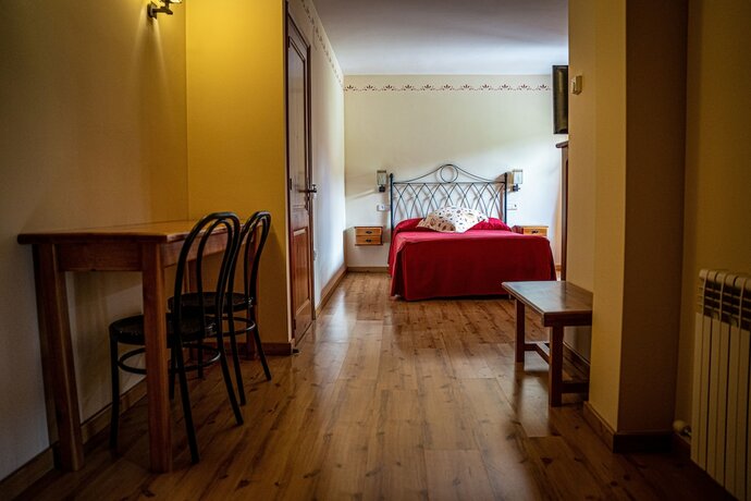 Imagen de la habitación del Hostal Cal Franciscó. Foto 8