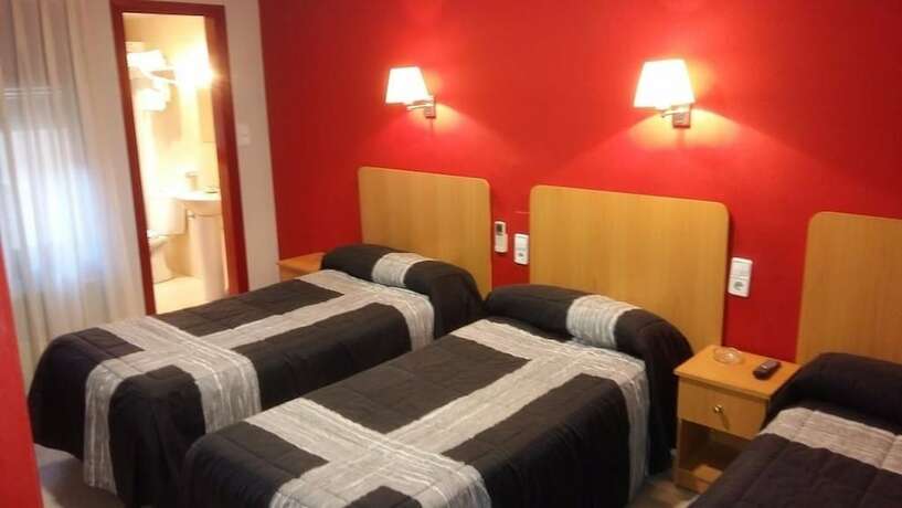 Imagen de la habitación del Hostal Cal Jaume. Foto 16