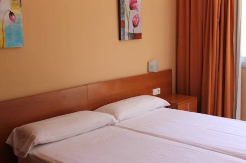 Imagen general del Hostal Cal Siles. Foto 2