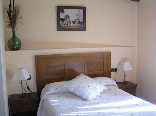 Imagen de la habitación del Hostal Camino Real, Pedrajas de San Esteban. Foto 5