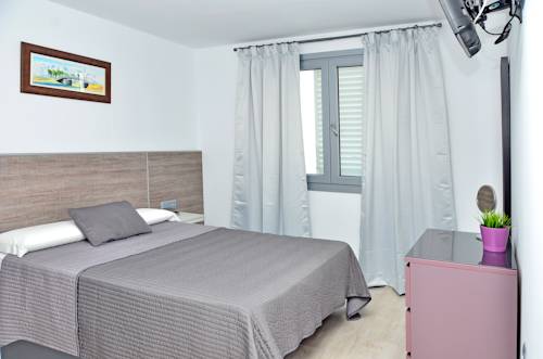 Imagen de la habitación del Hostal Campito. Foto 23