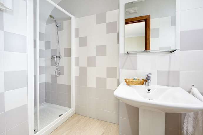 Imagen de la habitación del Hostal Campo Nuevo. Foto 7