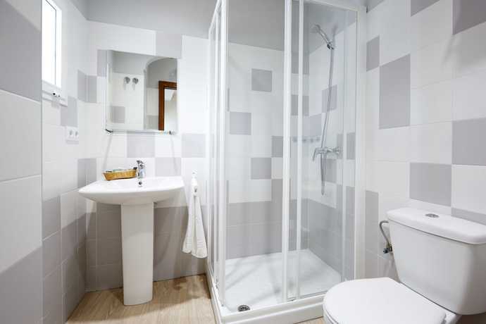 Imagen de la habitación del Hostal Campo Nuevo. Foto 13