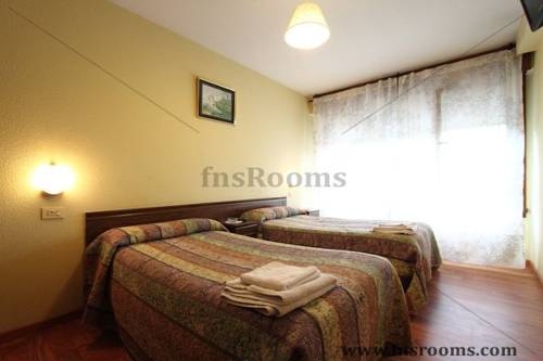 Imagen general del Hostal Campoamor, Gijón. Foto 6