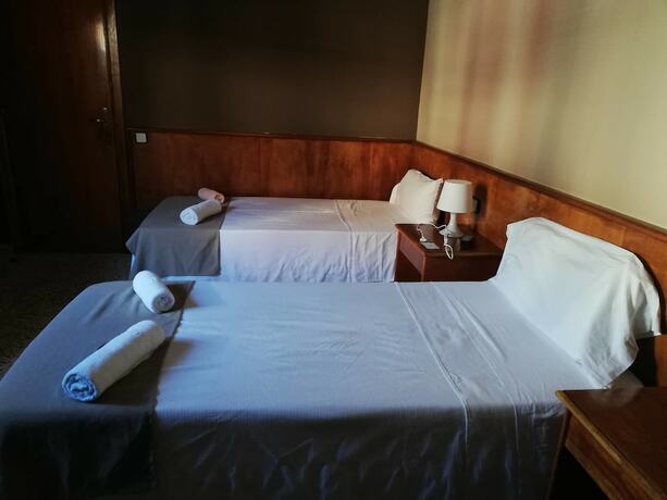 Imagen general del Hostal Can Baral.la. Foto 16