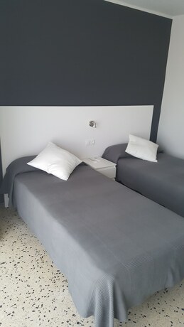 Imagen general del Hostal Can Joanet. Foto 9