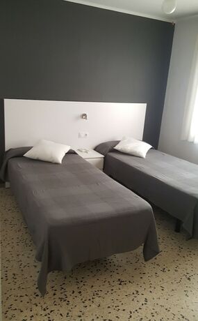 Imagen general del Hostal Can Joanet. Foto 14