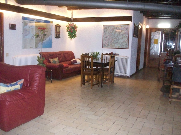 Imagen de los interiores del Hostal Can Josep. Foto 13