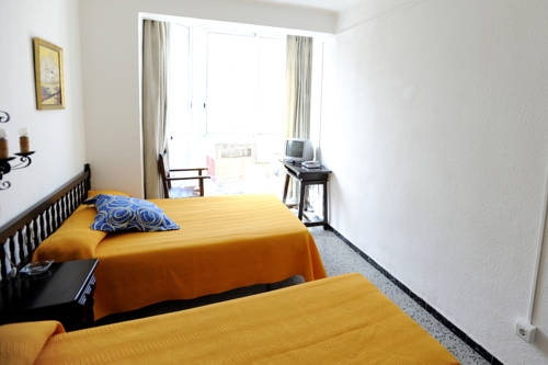 Imagen general del Hostal Can Marinés. Foto 4