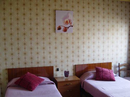 Imagen de la habitación del Hostal Can Massot. Foto 12