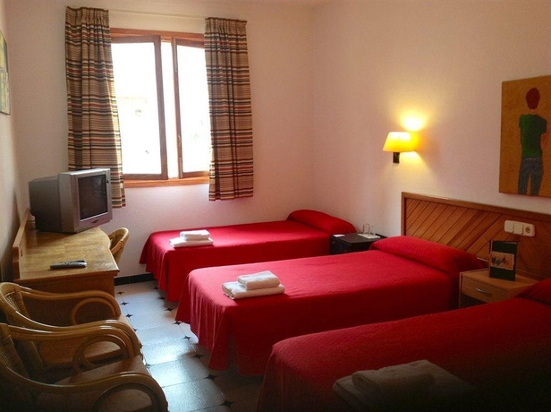 Imagen general del Hostal Ca'n Tiu. Foto 8