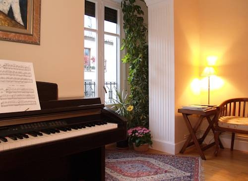 Imagen general del Hostal Canigó. Foto 7