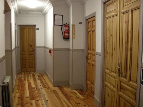 Imagen general del Hostal Canovas. Foto 8