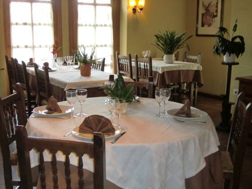 Imagen de los interiores del Hostal Cantabrico, Binéfar. Foto 5