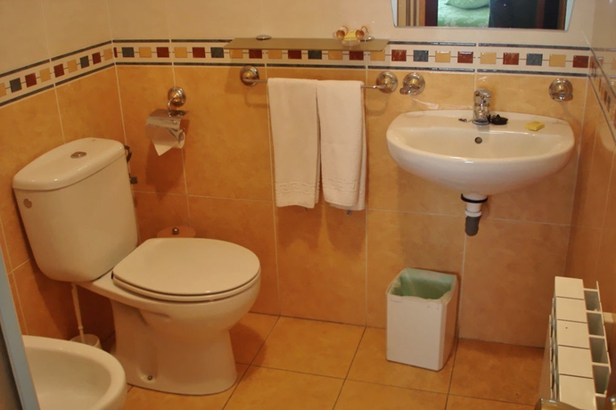 Imagen de la habitación del Hostal Carbonara. Foto 2