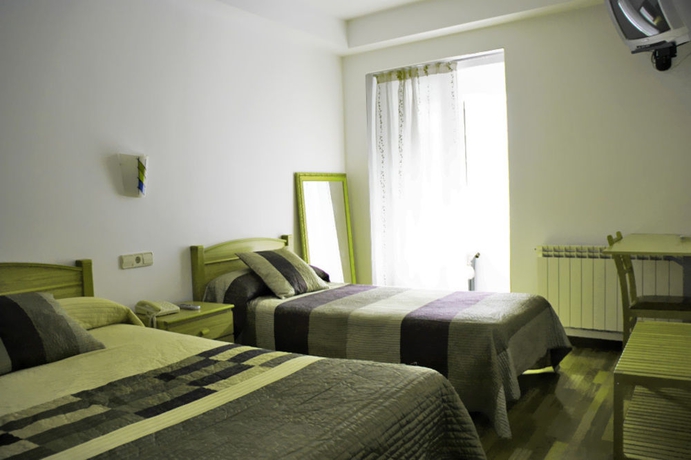 Imagen de la habitación del Hostal Carbonara. Foto 4