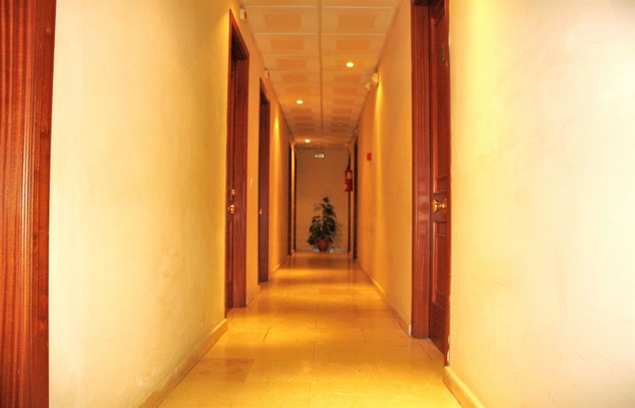 Imagen de los interiores del Hostal Carlos Ii. Foto 9