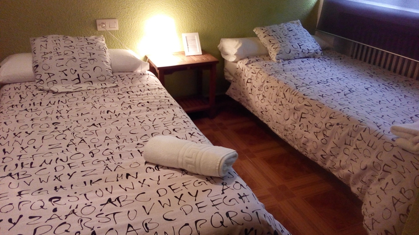 Imagen de la habitación del Hostal Carmen By Gaiarooms. Foto 4