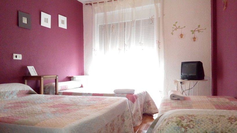 Imagen de la habitación del Hostal Carmen By Gaiarooms. Foto 6