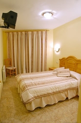 Imagen de la habitación del Hostal Casa Barcelo, HORTA DE SAN JUAN . Foto 5