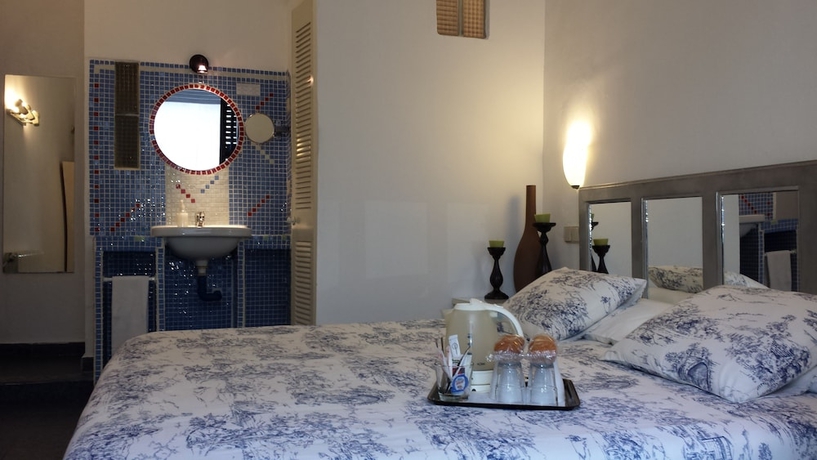 Imagen de la habitación del Hostal Casa Chueca. Foto 19