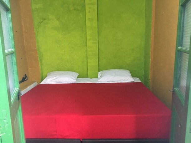 Imagen de la habitación del Hostal Casa Colibr&iacute;, Bogot&aacute;. Foto 5