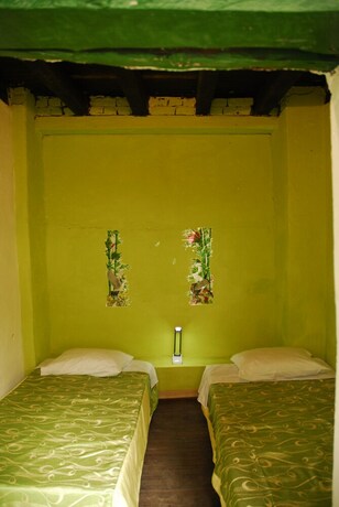 Imagen de la habitación del Hostal Casa Colibr&iacute;, Bogot&aacute;. Foto 8