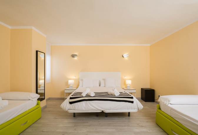 Imagen de la habitación del Hostal Casa Dalia. Foto 5