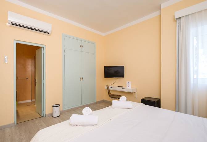 Imagen de la habitación del Hostal Casa Dalia. Foto 19