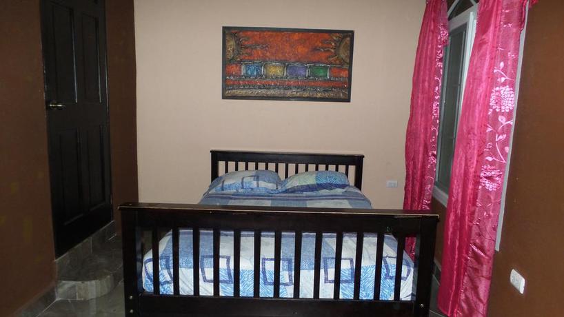 Imagen de la habitación del Hostal Casa De Grethel. Foto 11