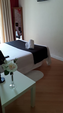 Imagen de la habitación del Hostal Casa De Huespedes Marisol. Foto 9