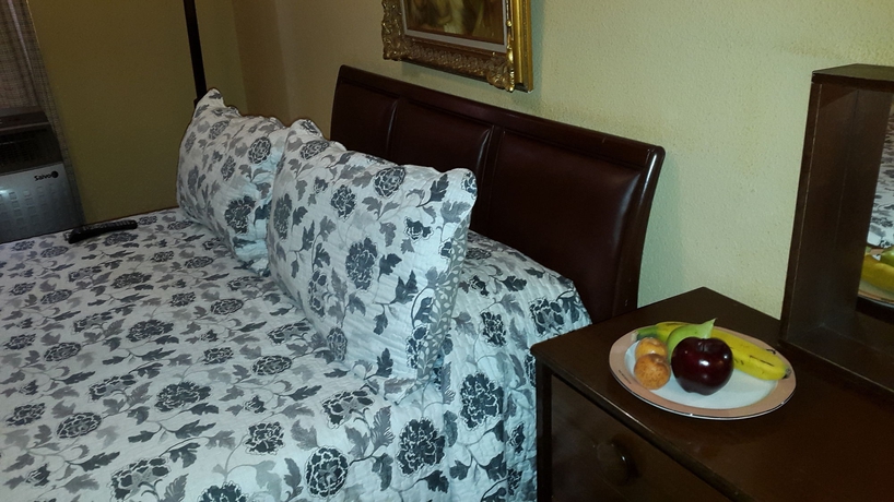 Imagen de la habitación del Hostal Casa De Huespedes Marisol. Foto 10