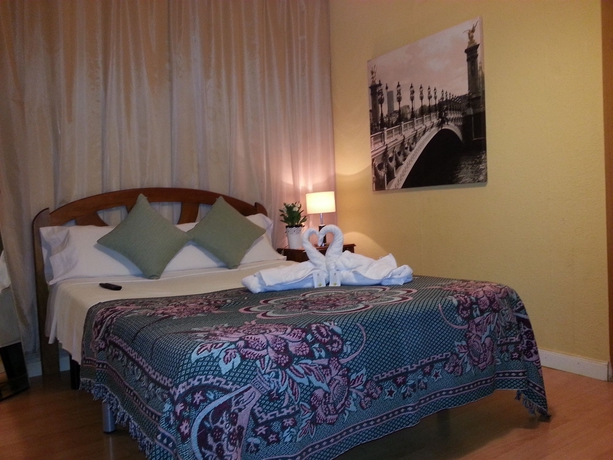 Imagen de la habitación del Hostal Casa De Huespedes Marisol. Foto 13