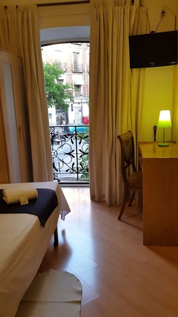 Imagen de la habitación del Hostal Casa De Huespedes Marisol. Foto 14